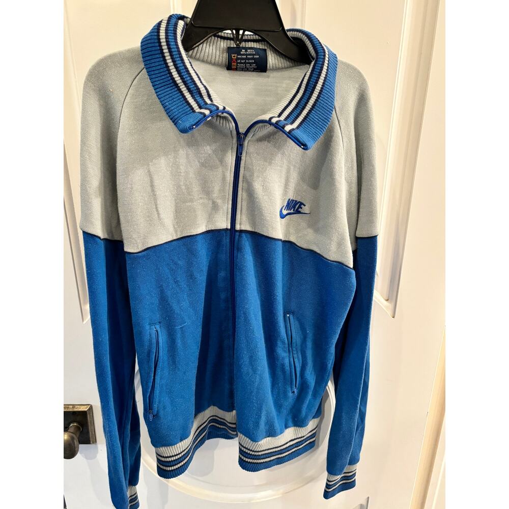 Nike Rare Vintage 90s Mens jacket Blue and White Size M